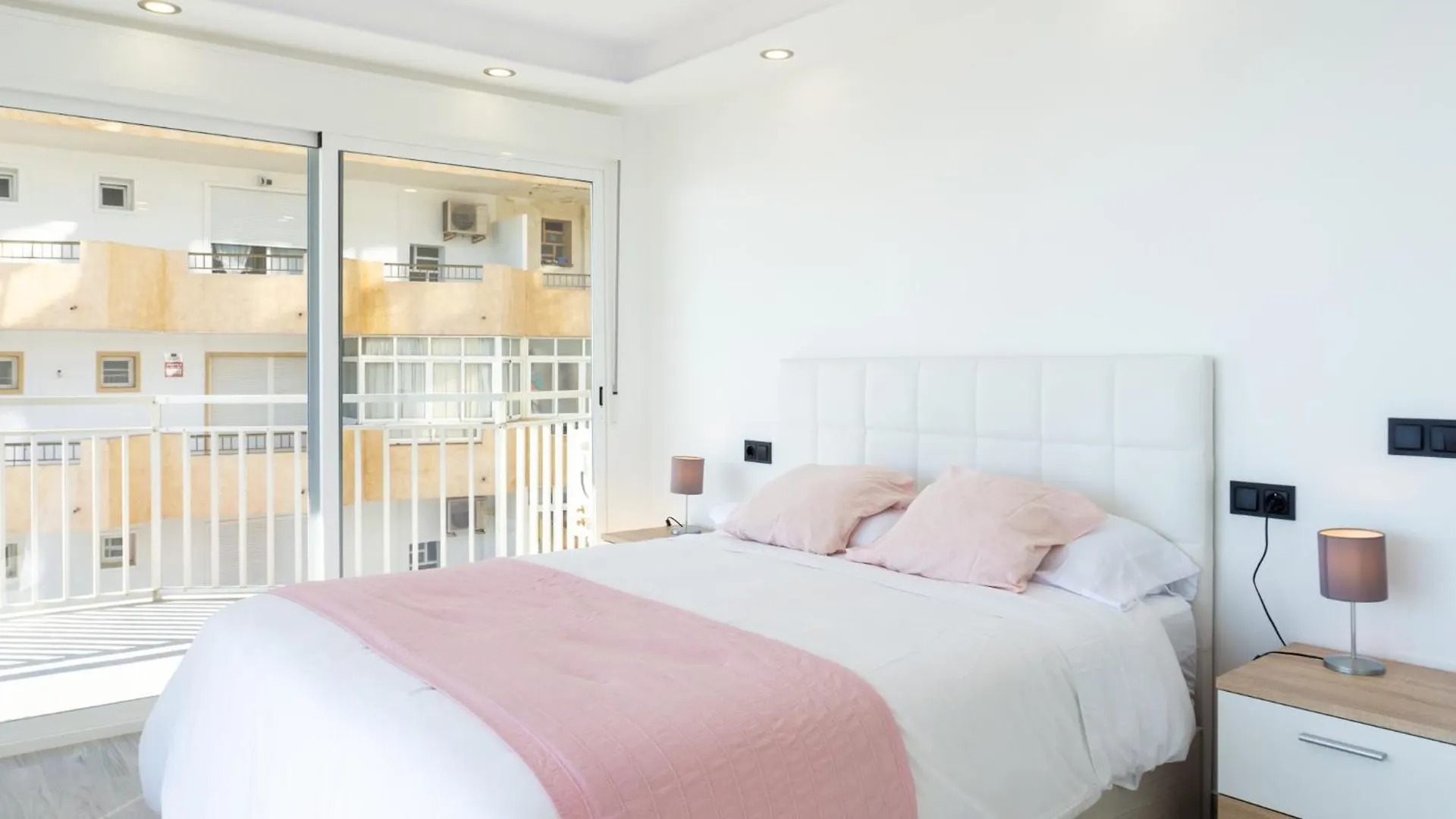 Seaside Fuengirola Apartment Malaga