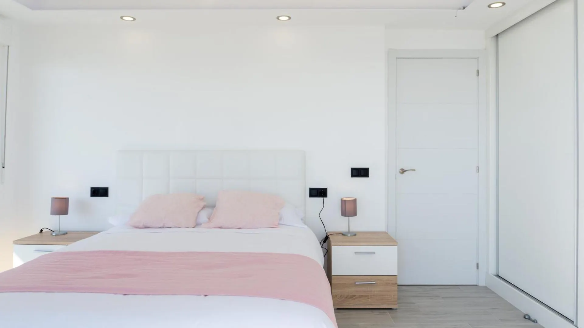 Seaside Fuengirola Apartment Malaga
