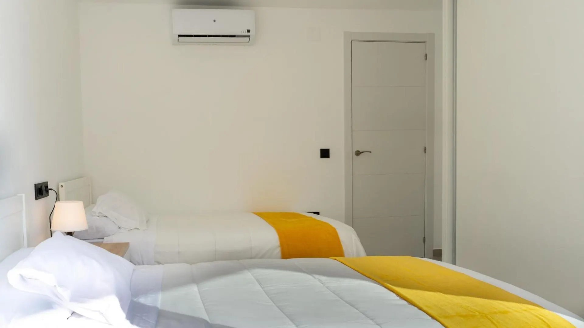 Seaside Fuengirola Apartment Malaga