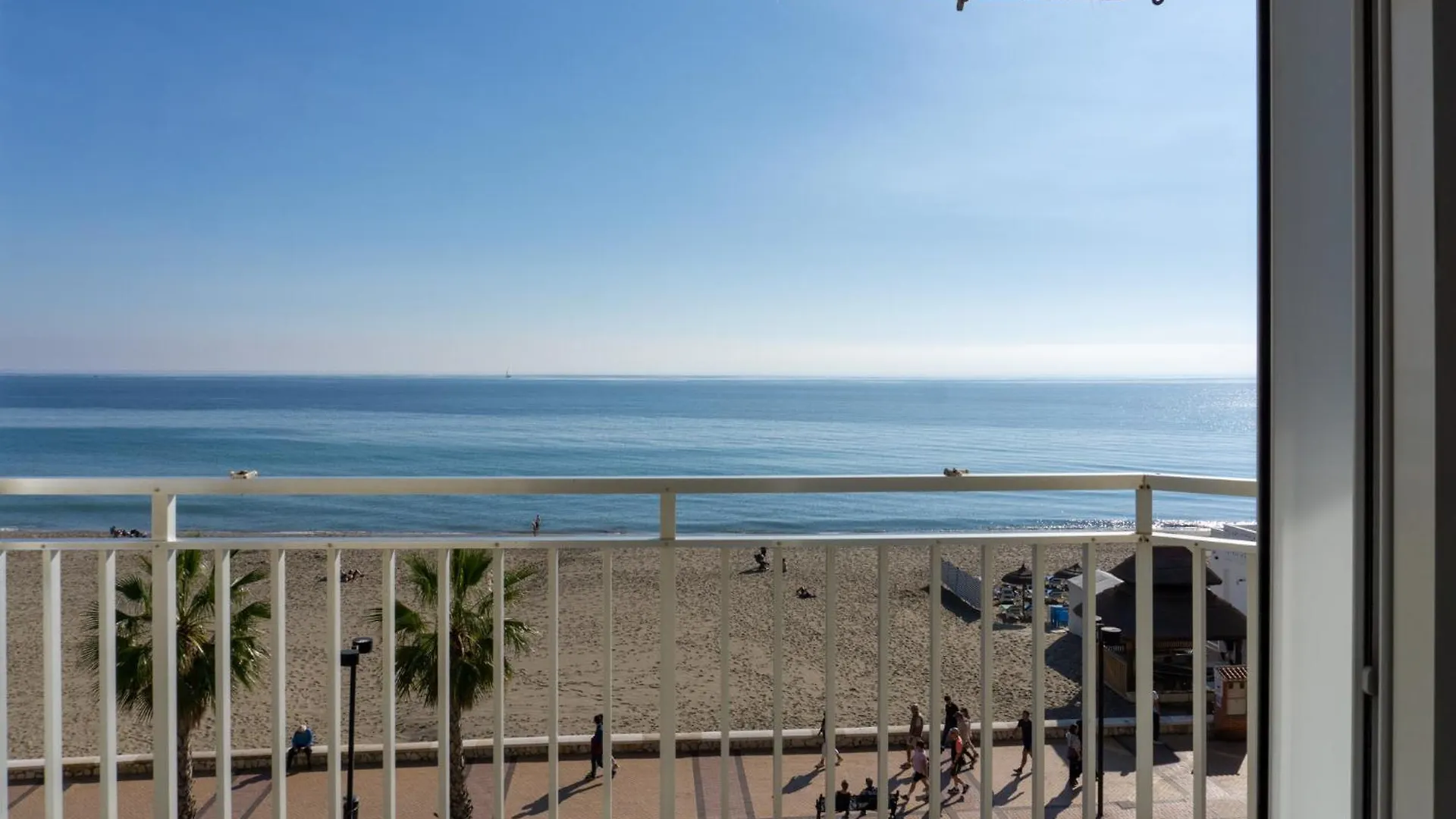 Seaside Fuengirola Apartment Malaga